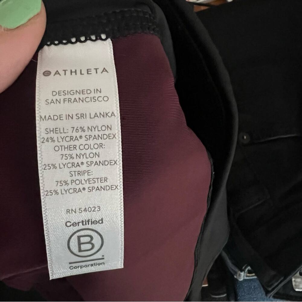Athleta Crunch Colorblock 7/8 Tight in SuperSonic - Picture 5 of 7